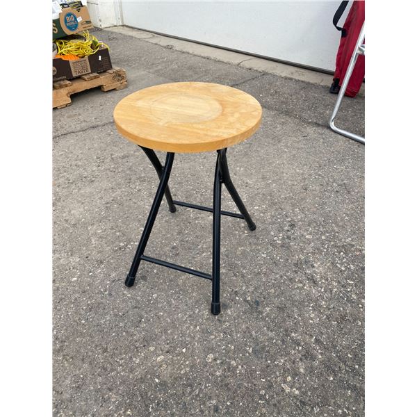 Folding stool