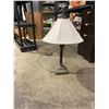 Image 1 : Table lamp