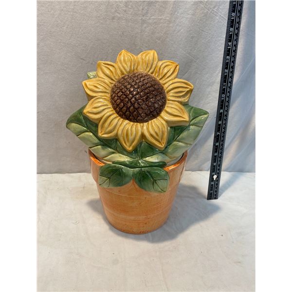 Sunflower canister