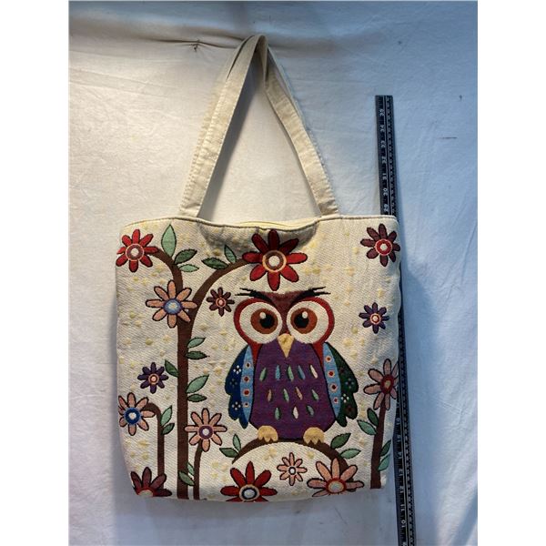 Owl hand bag