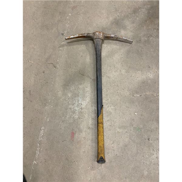 Pick axe