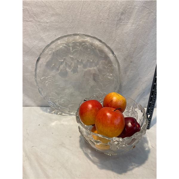 Fruit bowl and platter