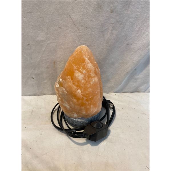 Salt lamp