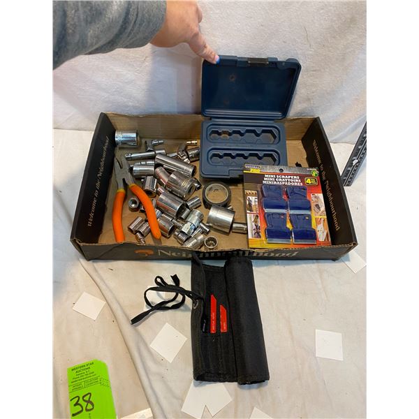 Assorted sockets etc