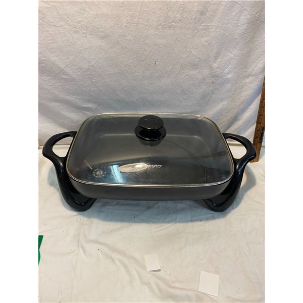 Presto electric frying pan