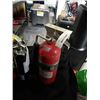 Image 2 : 3 FIRE EXTINGUISHERS