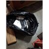 Image 2 : TOTE AND BAG OF E-COMM RETURN ITEMS