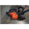Image 2 : BLACK AND DECKER ELECTRIC EDGER WORKING WITH METAL SEED SPREADER