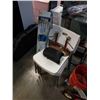 Image 1 : BAHAMA BAY POP UP SHELTER WITH 3 STACKING CHAIRS AND JACKSTANDS