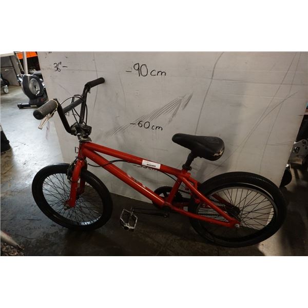 RED NO BRAND BIKE