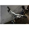 Image 2 : GREY AND BLUE NAKAMURA BIKE