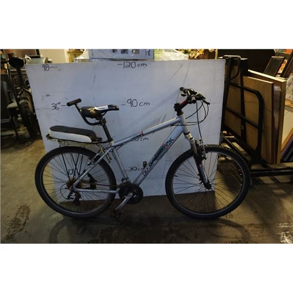 GREY DIAMONDBACK BIKE