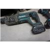 Image 3 : MAKITA CORDLESS HAMMER DRILL AND IMPACT GUN WITH 2 BATTERIES AND CHARGER - TESTED WORKING