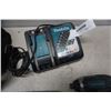 Image 5 : MAKITA CORDLESS HAMMER DRILL AND IMPACT GUN WITH 2 BATTERIES AND CHARGER - TESTED WORKING