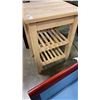 Image 2 : 2  WHEELED KITCHEN CART AND WOOD PLATE HOLDER