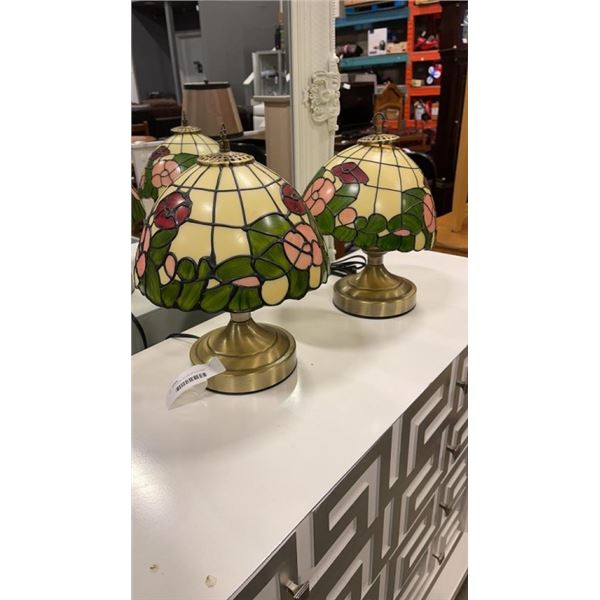 PAIR OF LEADED GLASS STYLE TABLE LAMPS - PLASTIC SHADES