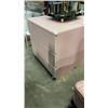 Image 2 : PINK 3 DRAWER DRESSER