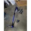 Image 2 : SHARK ROCKET PET PRO CORDLESS VACUUM - WORKING