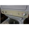 Image 8 : WHITE STACKER WASHER DRYER