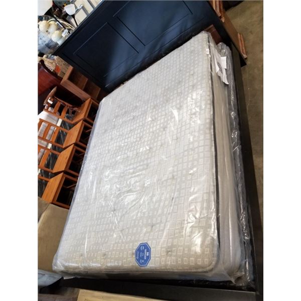 QUEEN SIZE SEALY POSTUREPEDIC ANGELIKA FIRM TIGHT TOP MATTRESS W/ BOX SPRING