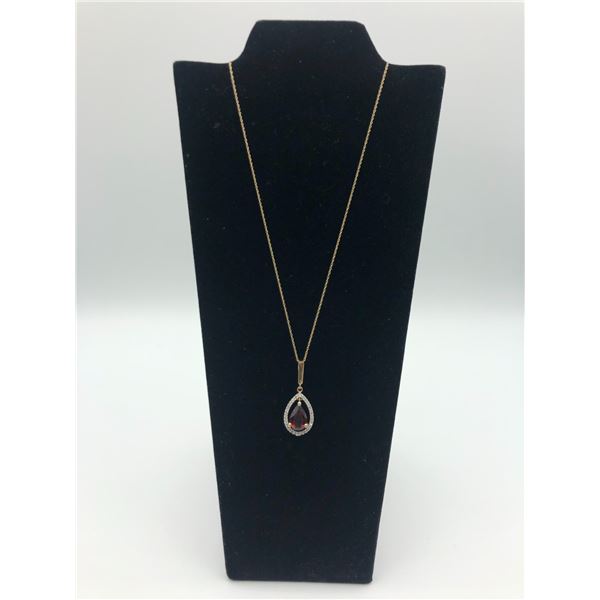 10k Gold Necklace & pendant