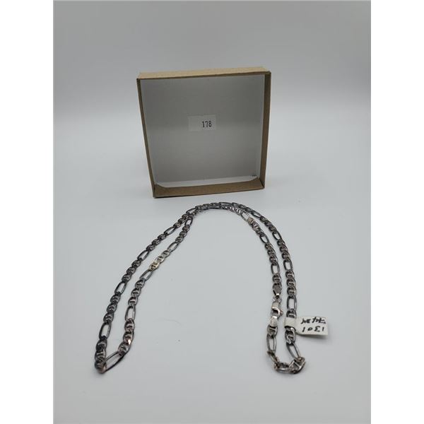 Silver chain necklace