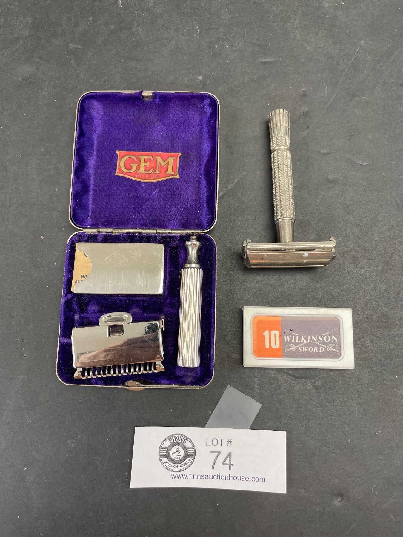 Vintage GEM Razor with Blades in Case, Gillette Razor and Blades