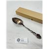 Image 2 : New Old Stock Dessert Server Modern Baroque Pattern