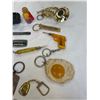 Image 2 : Lot of 15 Vintage Collectible Key Chains