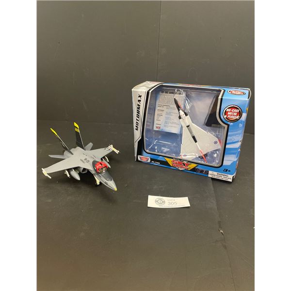 2 Die Cast Planes One Still in Box Other is Echo VF-17 and F18 One Missing One Torpedo