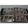 Image 2 : Binder of Hockey Cards