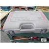 Image 12 : Porter Cable Profile Sander w/ Attachments Model 059 457 in Hard Case