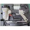 Image 2 : Porter Cable 16 Ga. Finish Nailer Model 718019B4042 in Hard Case