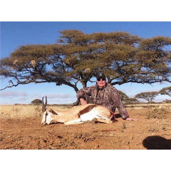 Hunt the Northern Cape on this 6 day, 5 nights, 2x2 plains game hunt for two hunters, donated by Jan