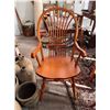 Image 6 : Country Dining Room Table and 8 Matching Chairs
