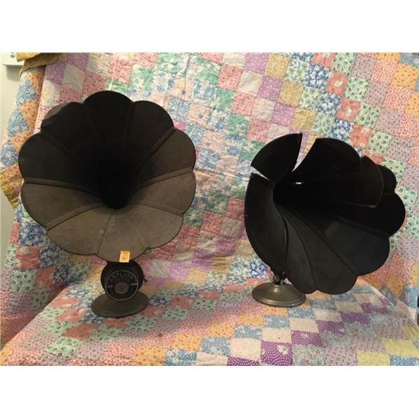 2 Wooden Speakers