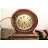 Image 2 : Oak Mantel Clock