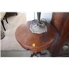 Image 2 : Side Table