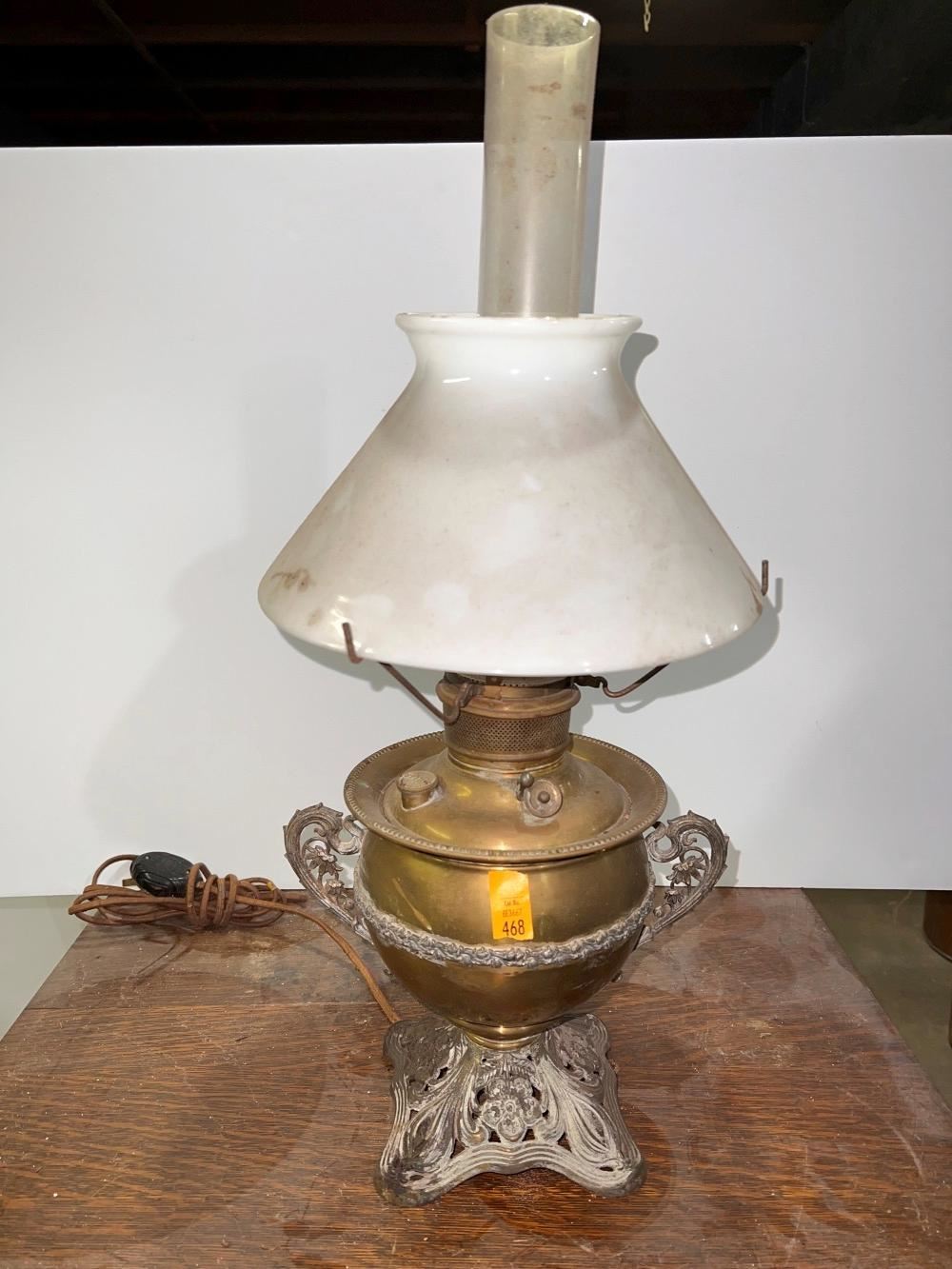 Brass Miller Oil Lamp