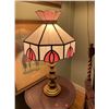 Image 2 : Panel Lamp with Tulips