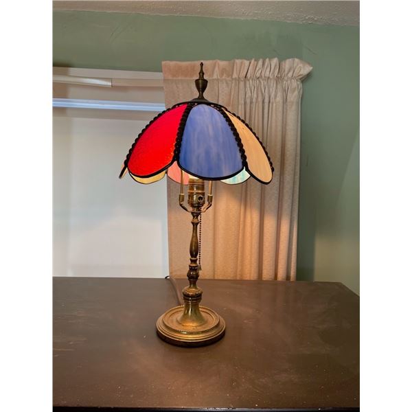 Arts and Crafts Leaded Table Lamp