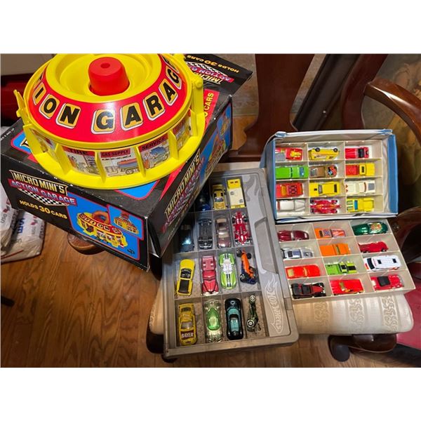 Hot Wheels Collection with Action Garage