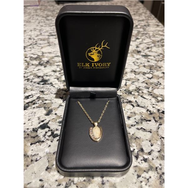 Elk Ivory Tuscany Pendant