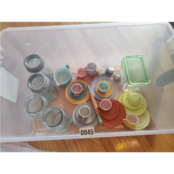 Vintage Toy Tea Set & 4 Large Mason Jars