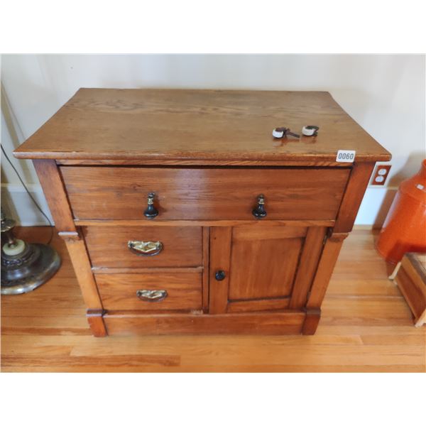 Antique Victorian Wash Stand