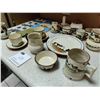 Image 4 : Collection of Torquay Cottageware and more
