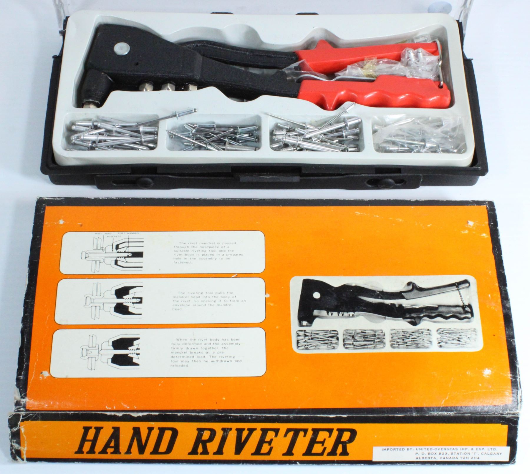 HAND RIVETER AND RIVETS