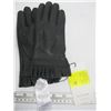 Image 1 : NEW PAIR OF SIZE 1 GLOVES, RETAIL $99