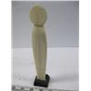 Image 2 : IVORY FIGURINE OF MARY