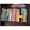 Image 1 : COLLECTABLE KIDs BOOKS
